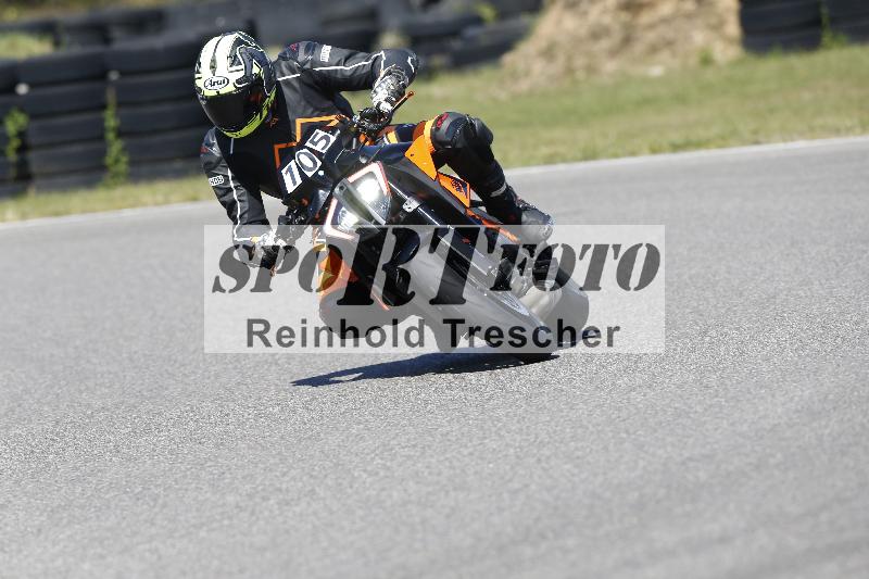 /Archiv-2025/48 25.08.2025 Cornu Master School ADR/blau-bleu/105